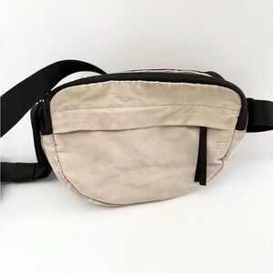 Everlane Sling Crossbody Belt Bag Nylon
